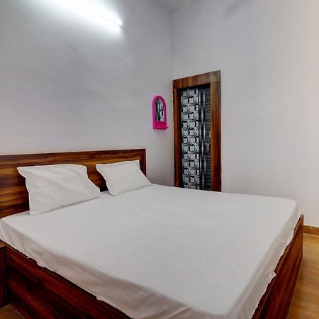 Pitra Chaaya Hotel And Restorent Mathura Dış mekan fotoğraf